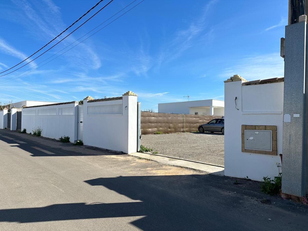 Sumatra Chalet Chiclana de la Frontera Εξωτερικό φωτογραφία